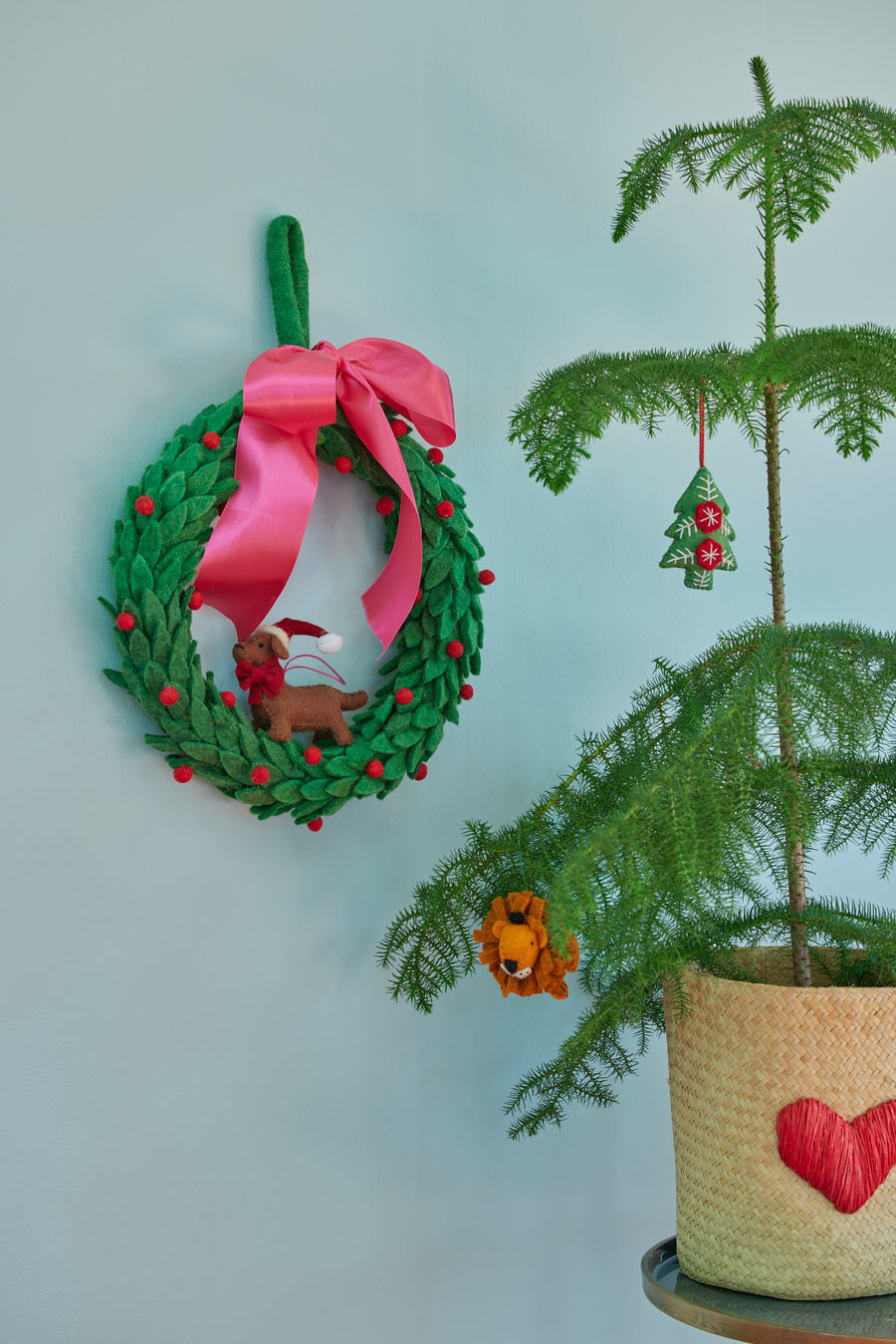 Felt Christmas Wreath by Rice