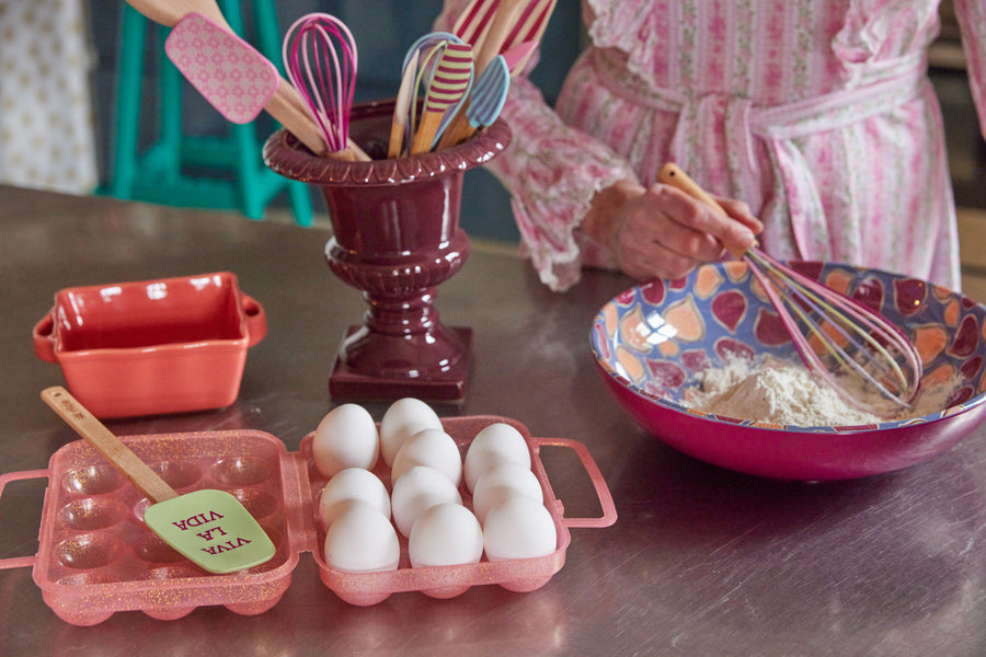 Egg Container for 12 Eggs in Glitter Pink