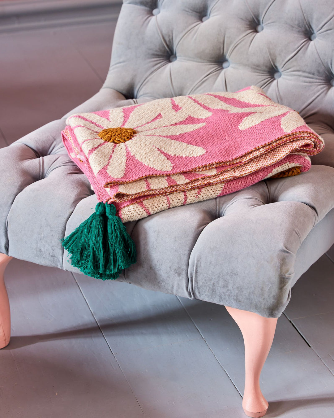Knitted Blanket in Pink with Embossed Flowers and Green Tassels