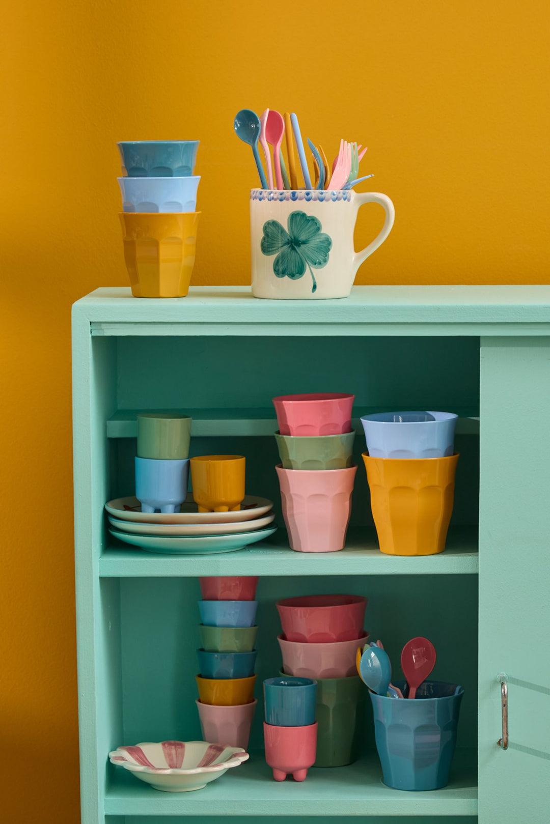Melamine Cups in All You Need is Love Colours - Medium 6 Pack