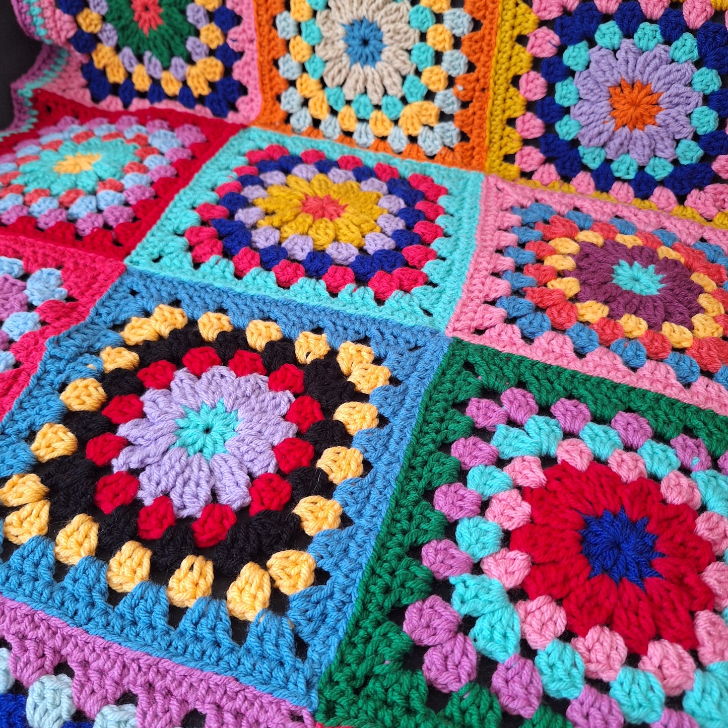 Chunky Patchwork Granny Square Blanket