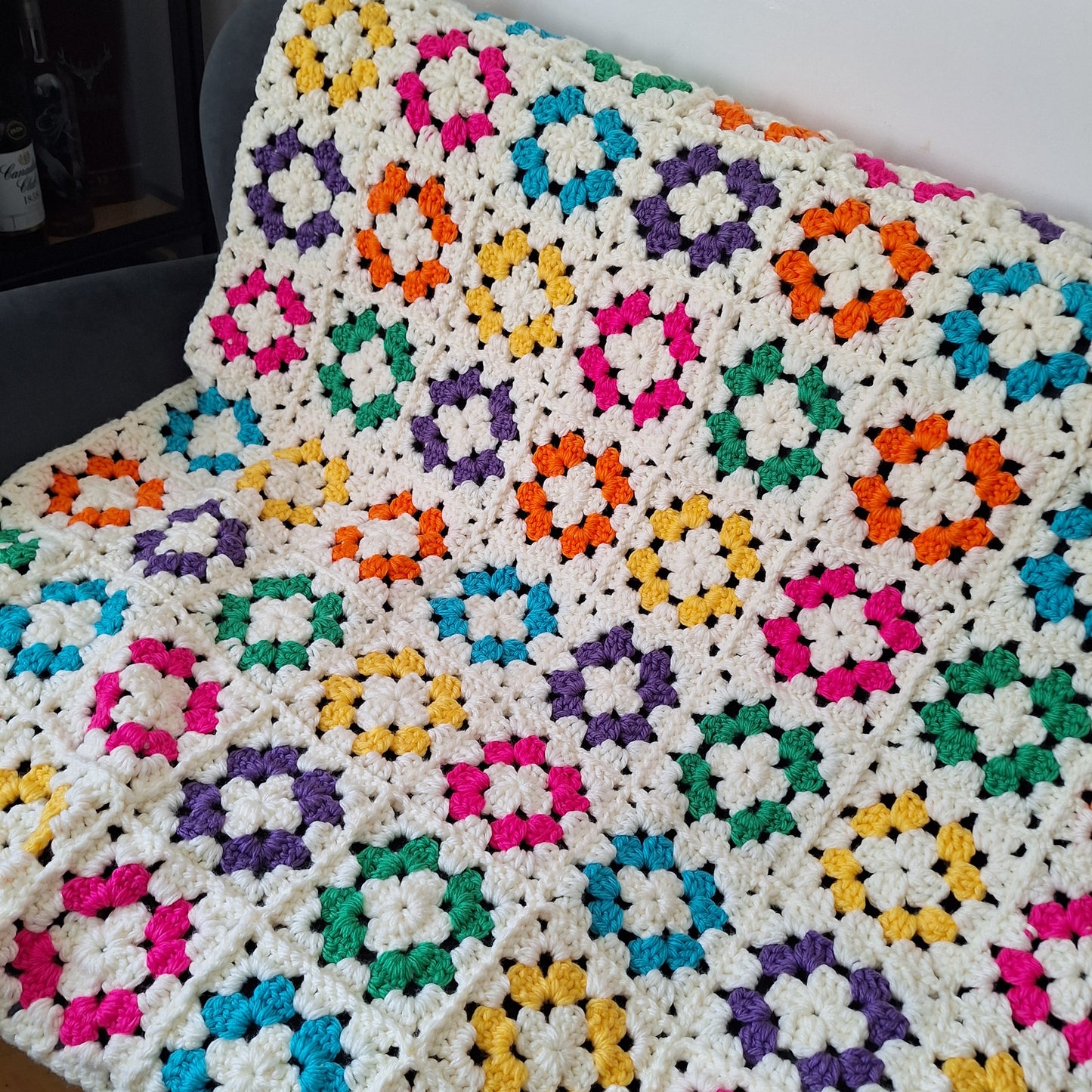 Super Chunky Patchwork Granny Square Blanket