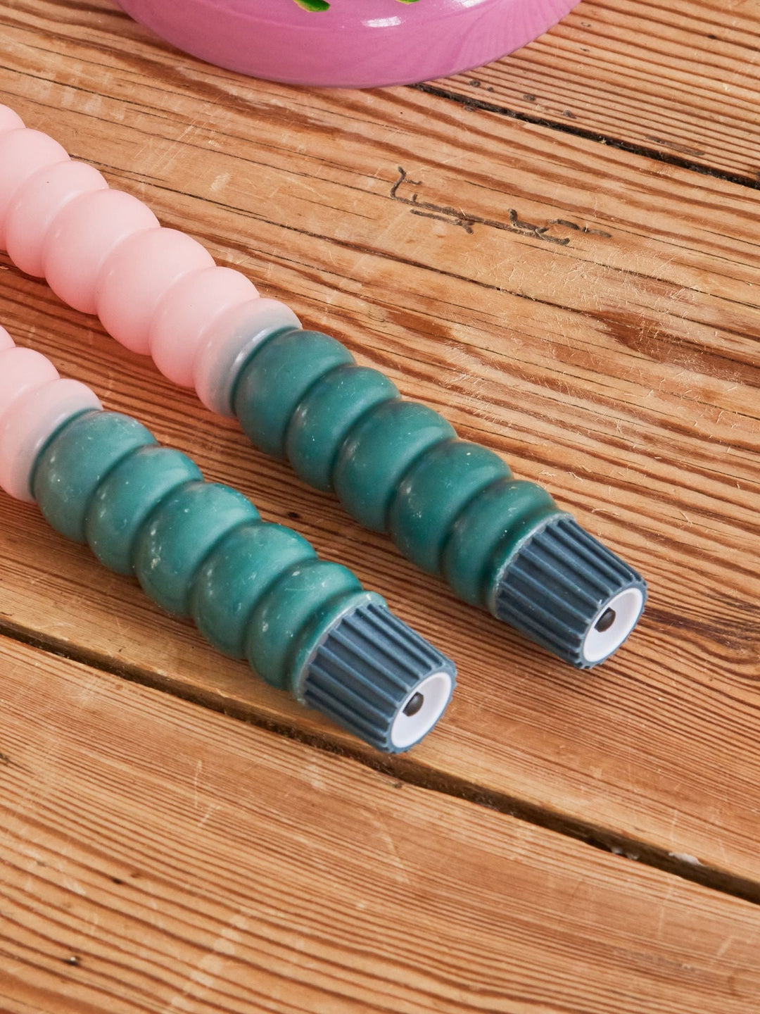 Bubble LED Candle in Green and Soft Pink