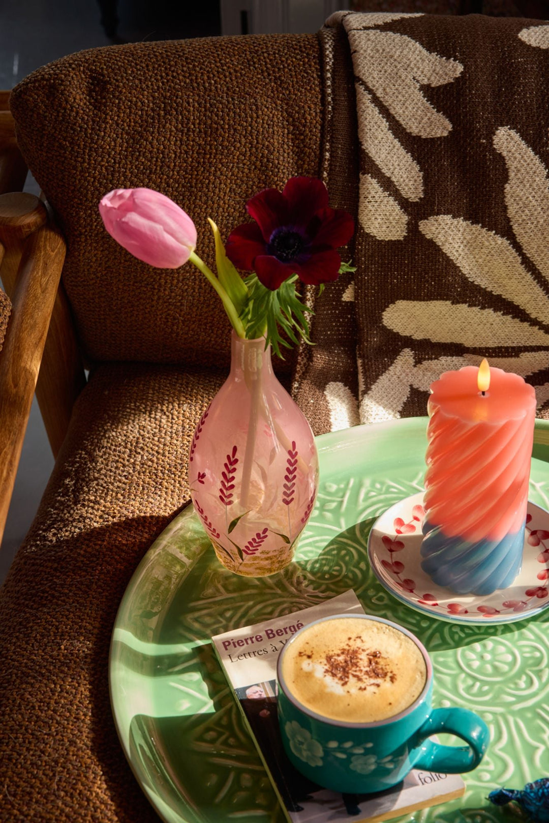 Glass Vase in Pink with Pink Flowers - 650ml