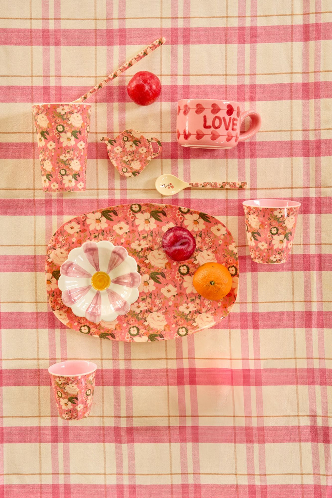 Melamine Rectangular Plate with Alison Flower Print