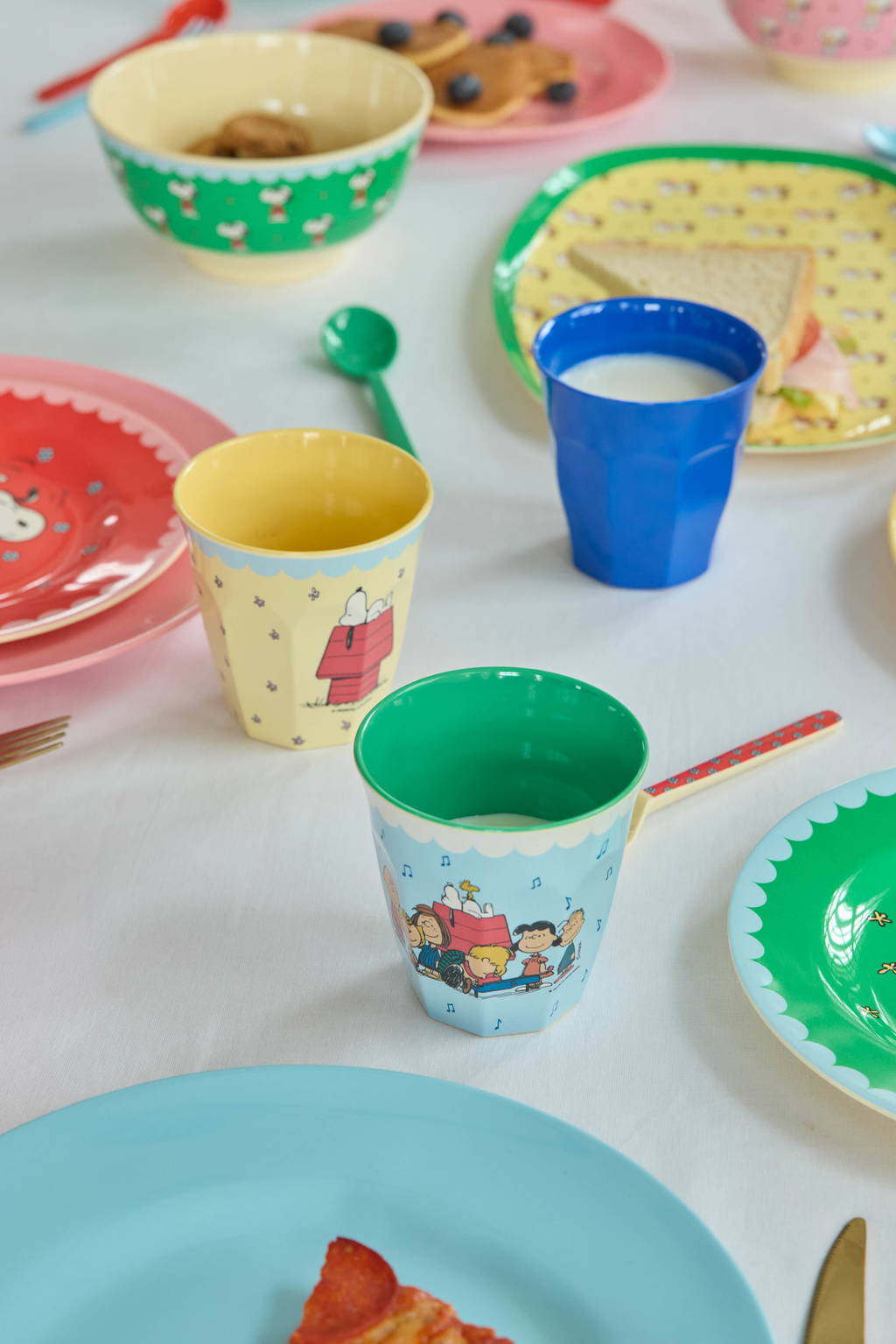 Medium Cup - Cream Snoopy Print