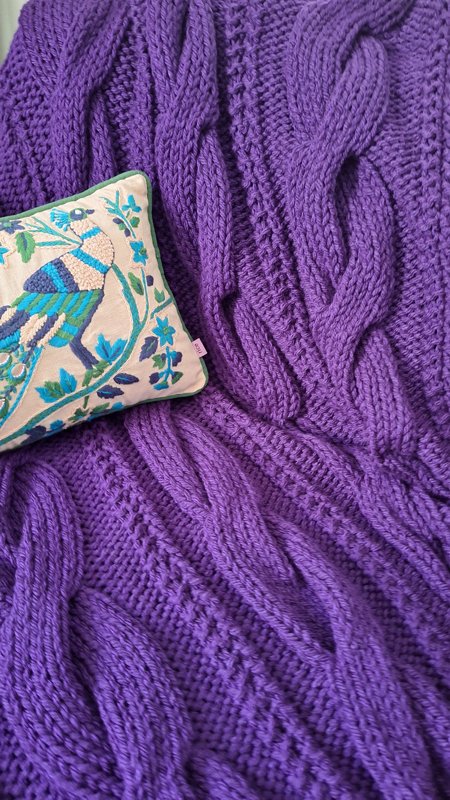 Chunky Cable Knit Blanket - Large - Plum