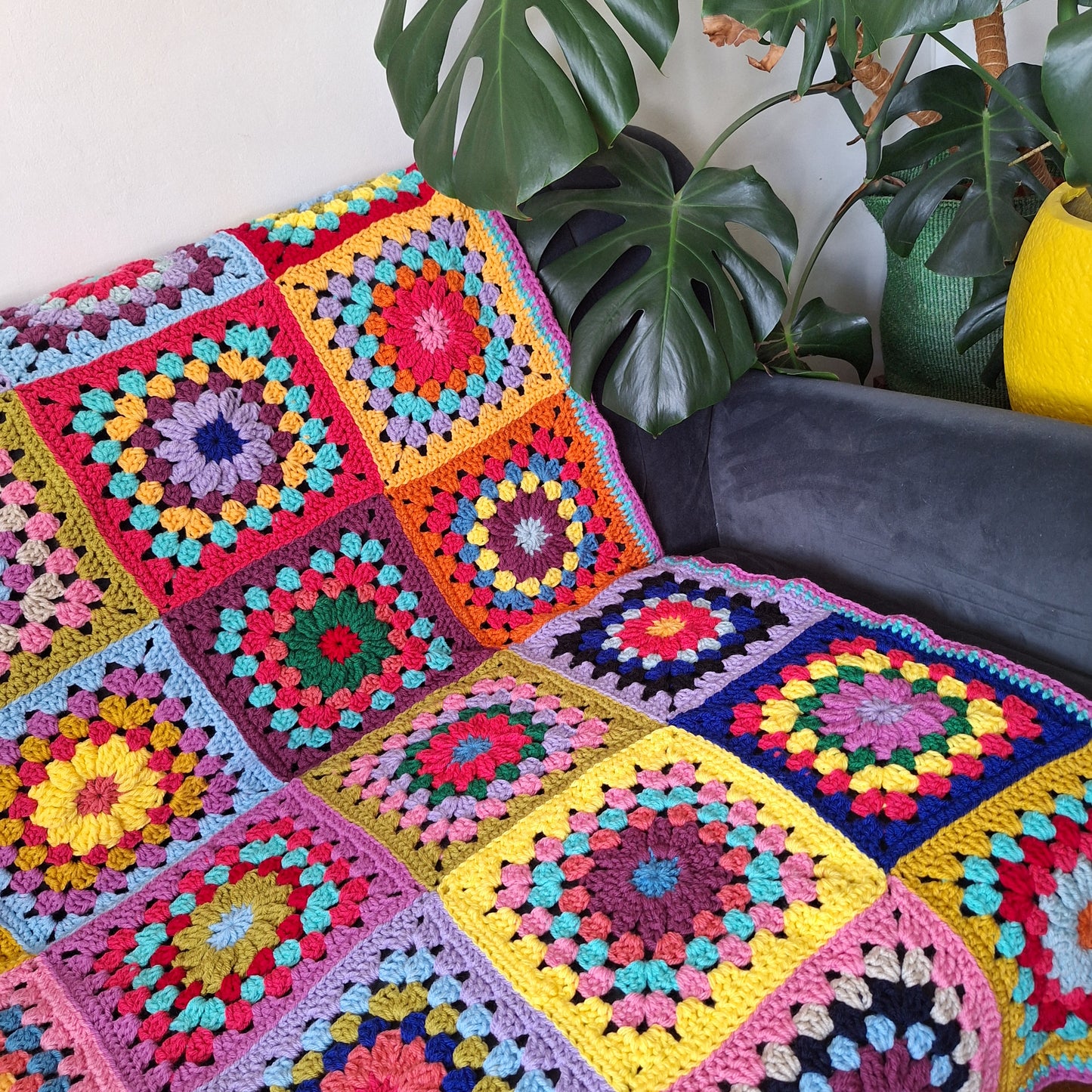Chunky Patchwork Granny Square Blanket