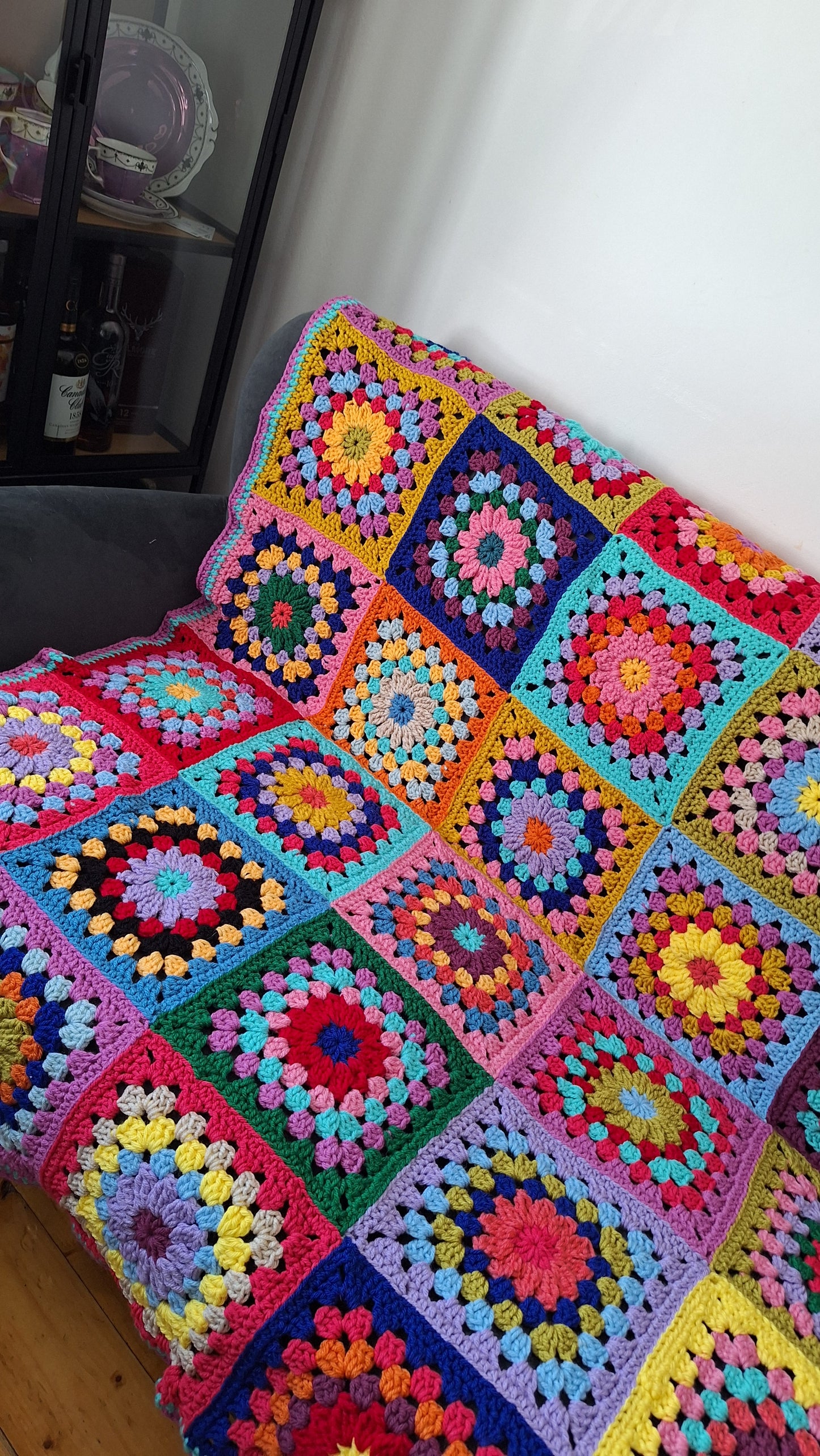 Chunky Patchwork Granny Square Blanket