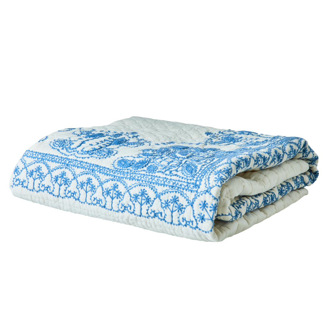 Cotton Quilt Bedspread in White with Blue Embroidery