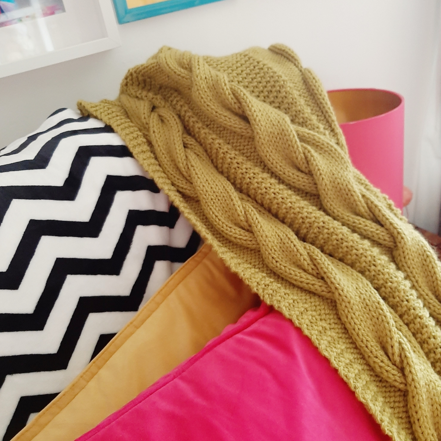 Super Chunky cable knit blanket