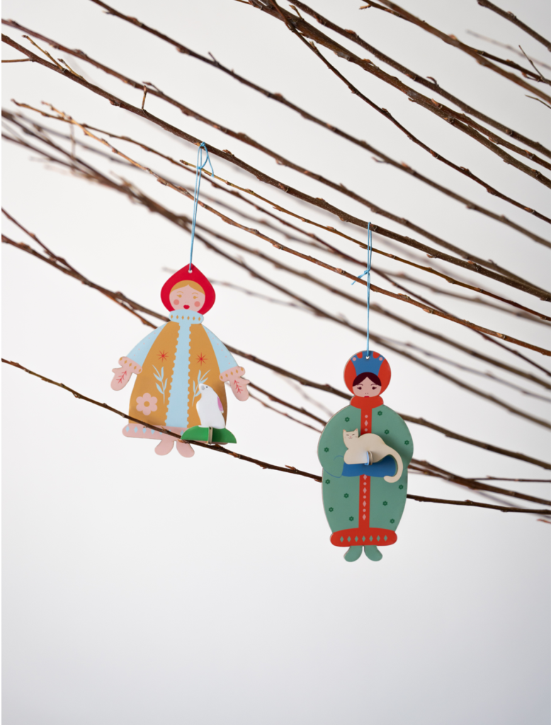 Winter Sisters Decorations