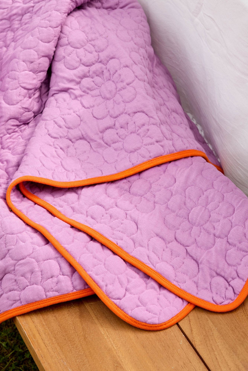 Quilt Blanket in Flower Pattern in Purple with Orange Trim