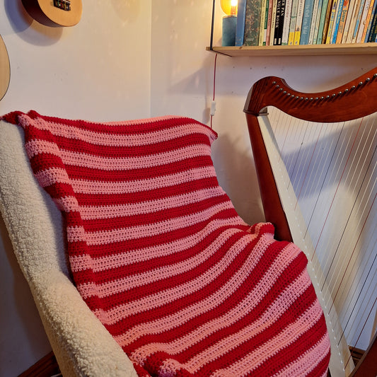 Chunky Stripe Crochet Blanket in Pink and Red – Handmade by Denise