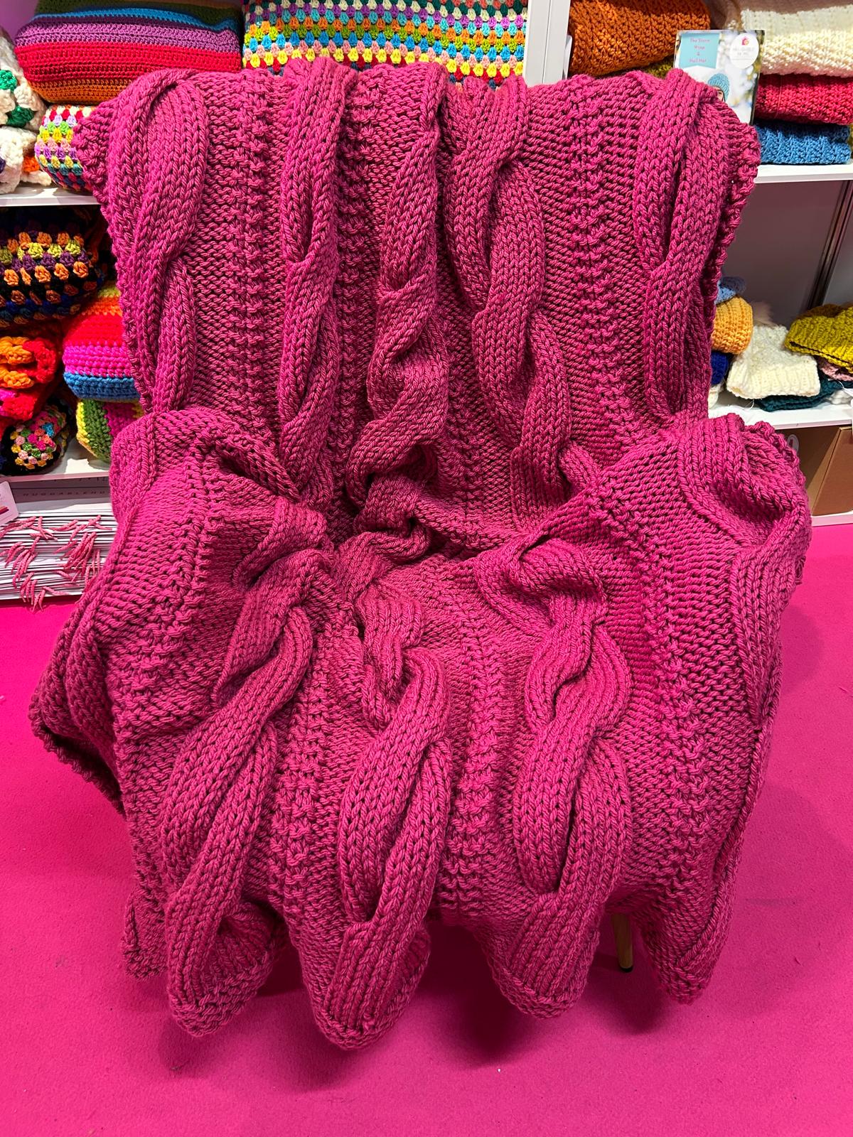 Chunky Cable Knit Blanket - Large - Fuchsia