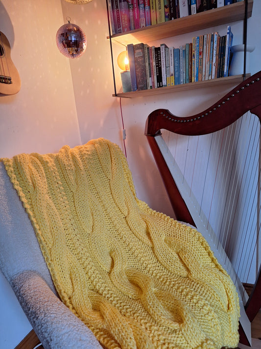 Super Chunky Cable Knit Blanket - Small - Yellow