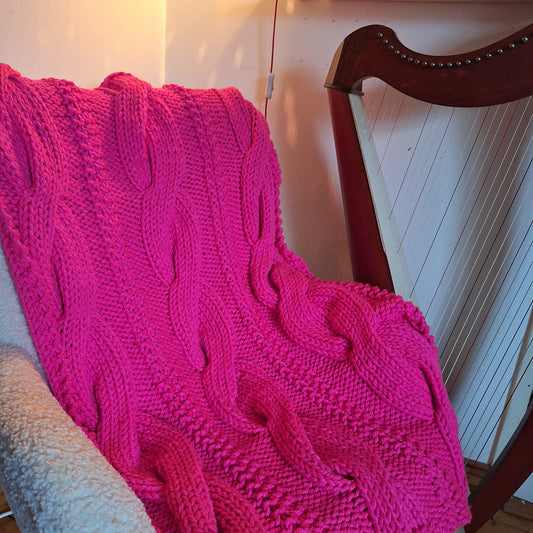 Super Chunky Cable Knit Blanket - Small - Bright Pink