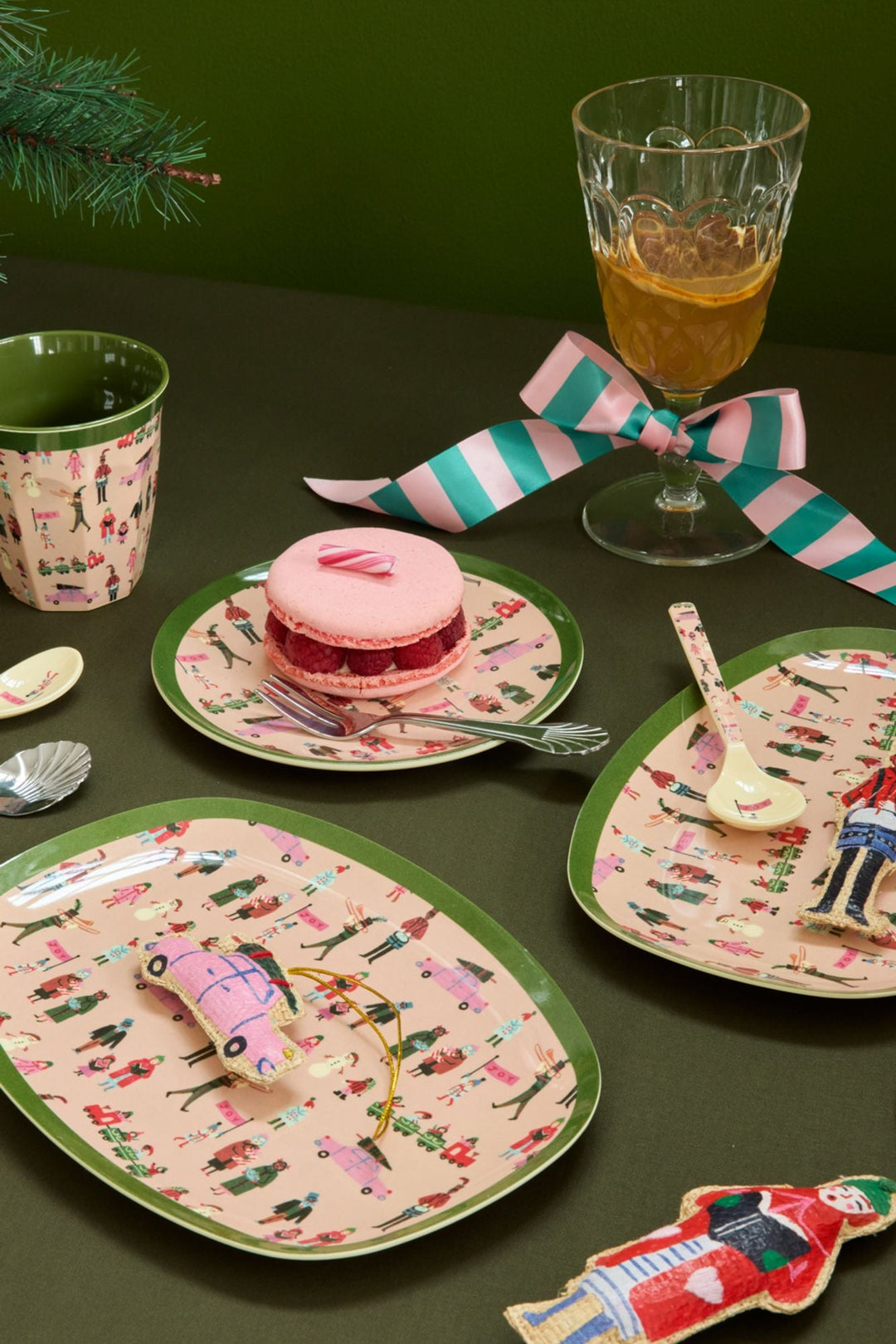 Medium Melamine Cup - Dusty Pink - Holiday Print