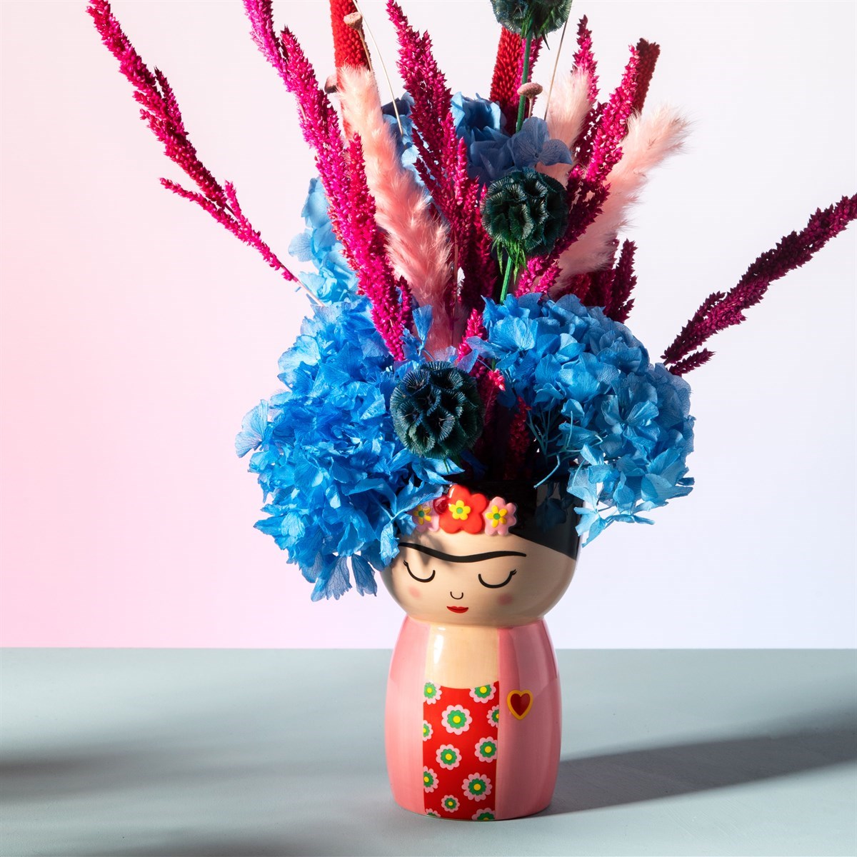 Small Frida Shaped Vase